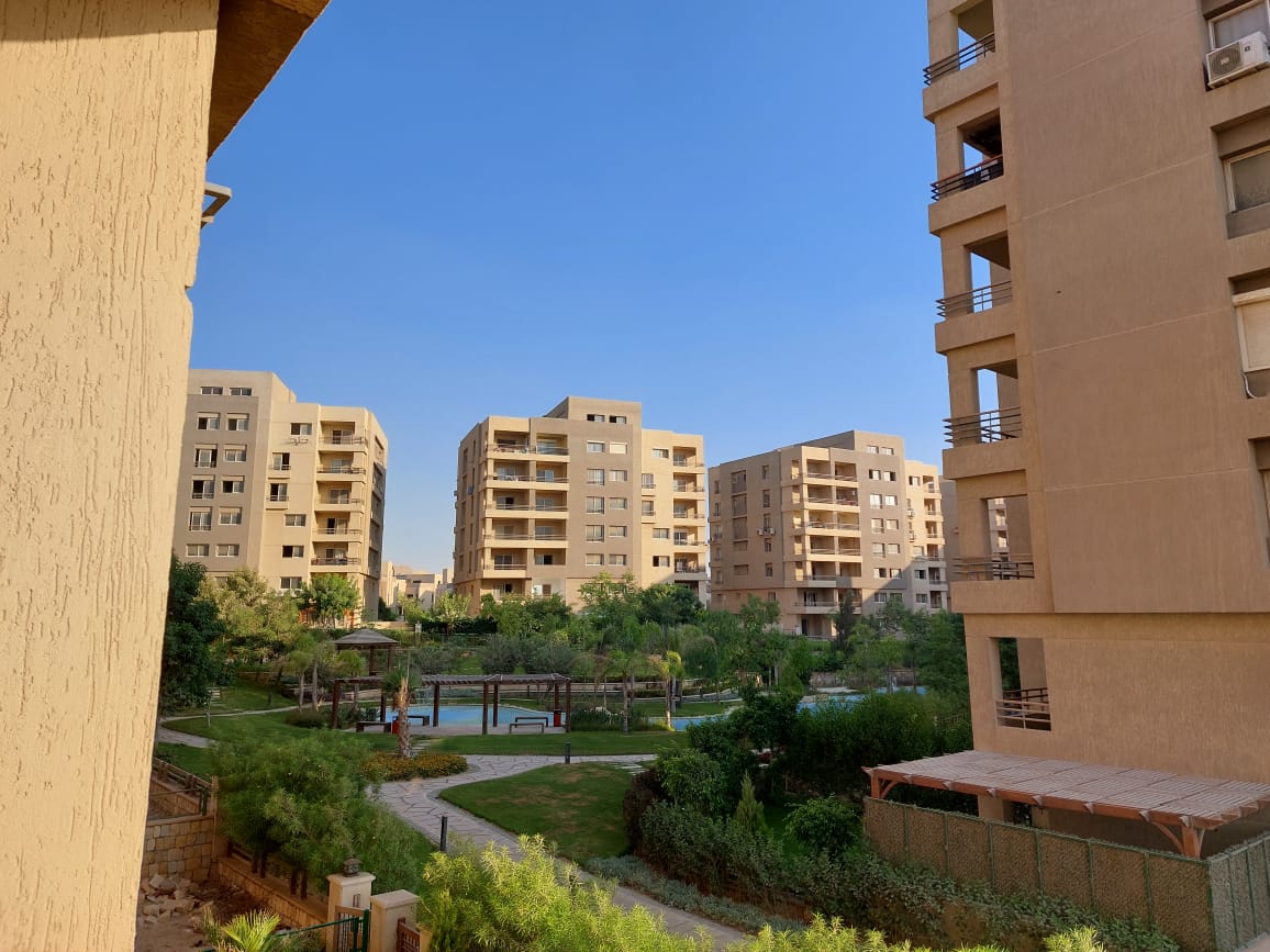 القاهرة الجديدة , شقة تطل علي لاندسكيب للايجار في كمبوند سكوير